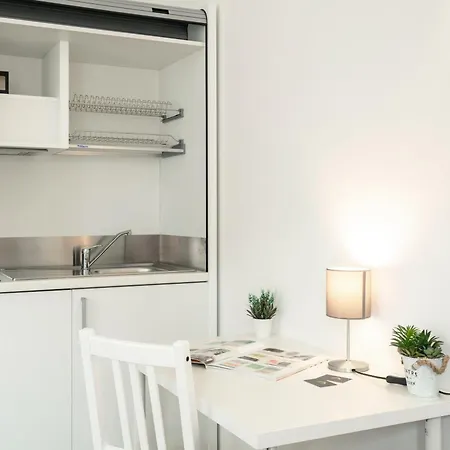 Pensión Lena's Olbia